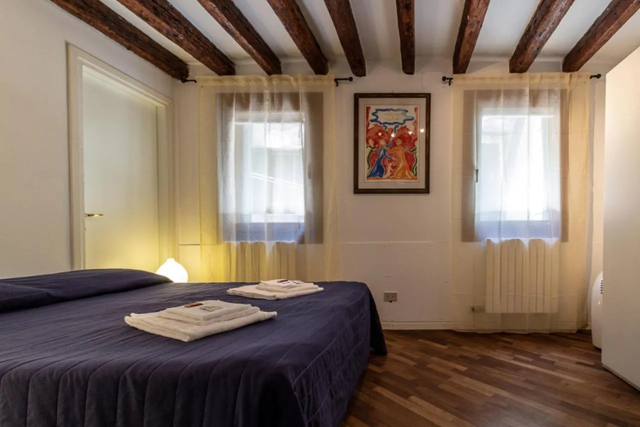 Veneziacentopercento Gorne Apartment